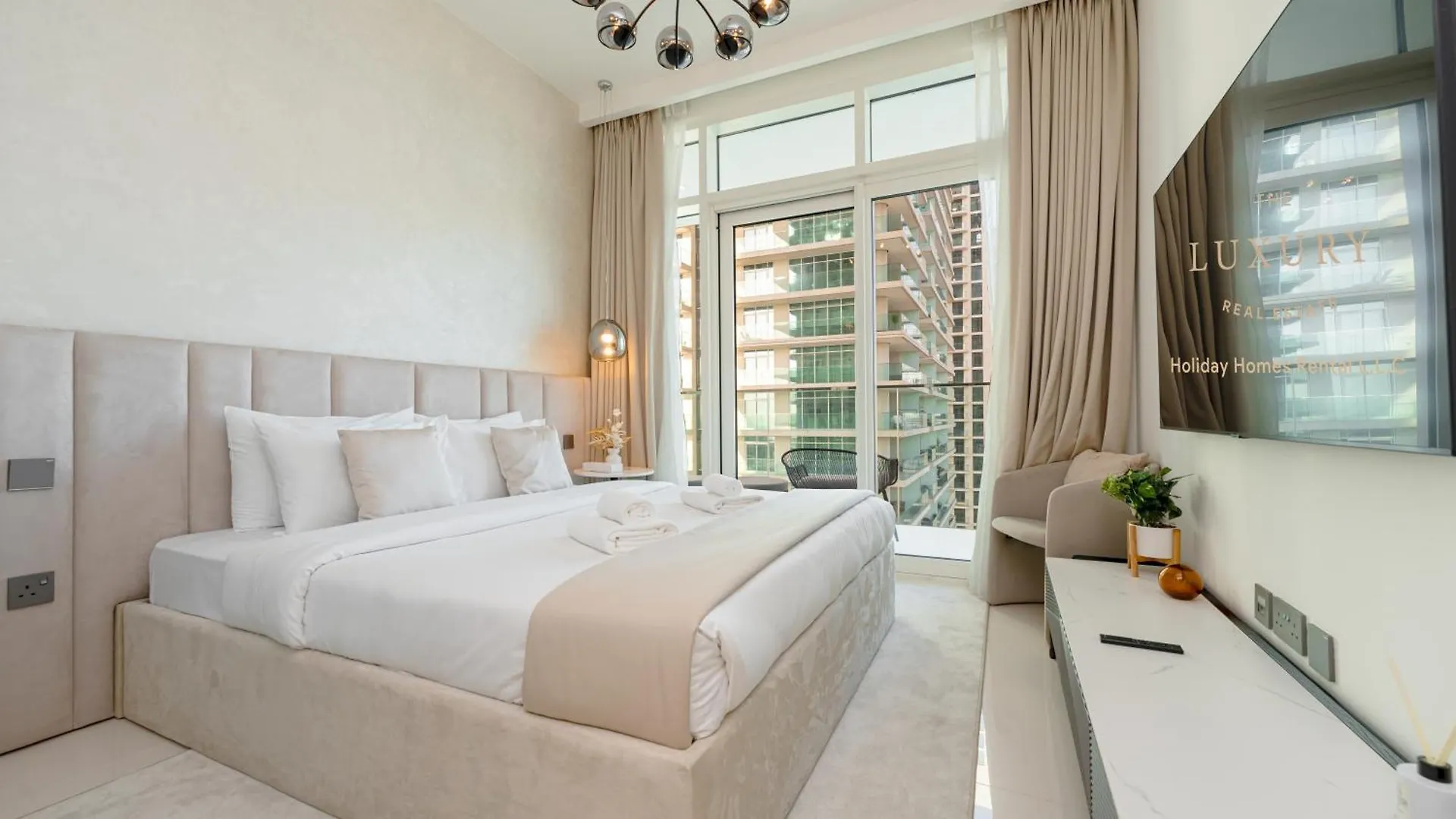 Emaar Beachfront - 3Br With Huge Balcony And Panoramic View Of Marina By Tlre Holiday Homes Dubai 0*,  United Arab Emirates