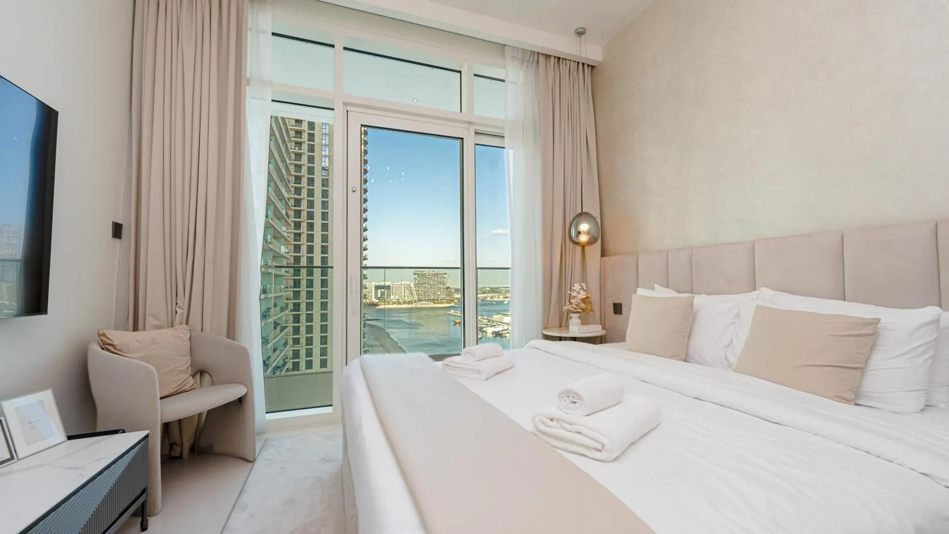 Emaar Beachfront - 3Br With Huge Balcony And Panoramic View Of Marina By Tlre Holiday Homes Dubai 0*,