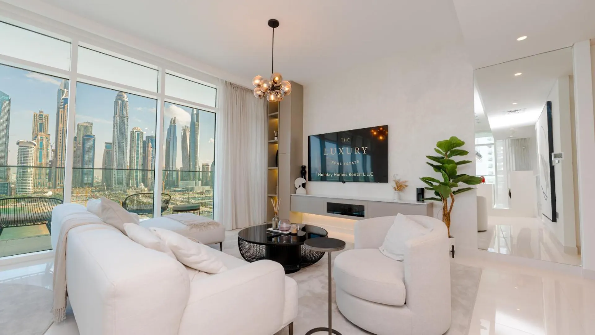 Emaar Beachfront - 3Br With Huge Balcony And Panoramic View Of Marina By Tlre Holiday Homes Dubai