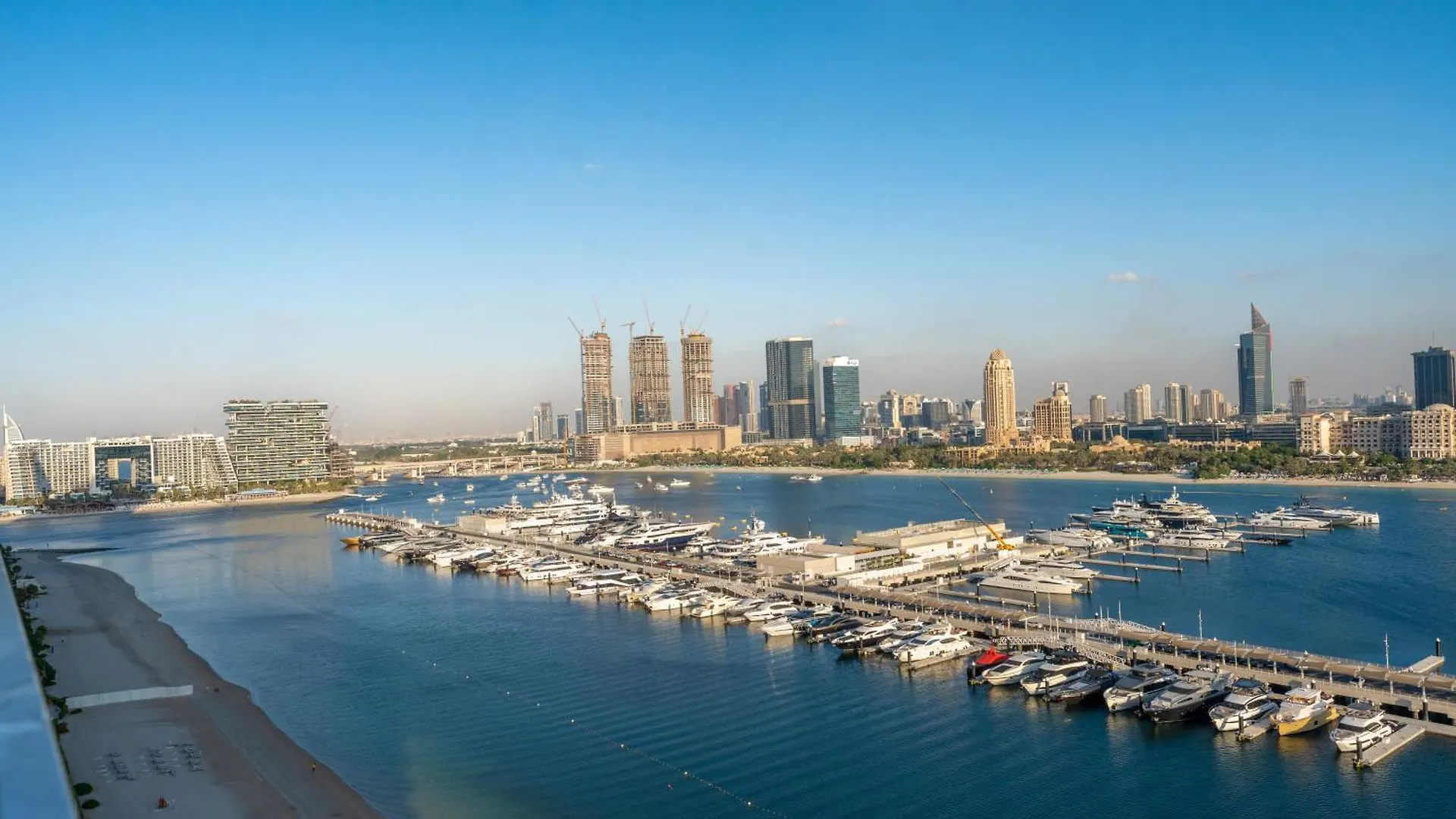 Emaar Beachfront - 3Br With Huge Balcony And Panoramic View Of Marina By Tlre Holiday Homes Dubai 0*,  United Arab Emirates